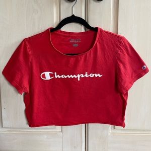 🍎Cropped Champion shirt